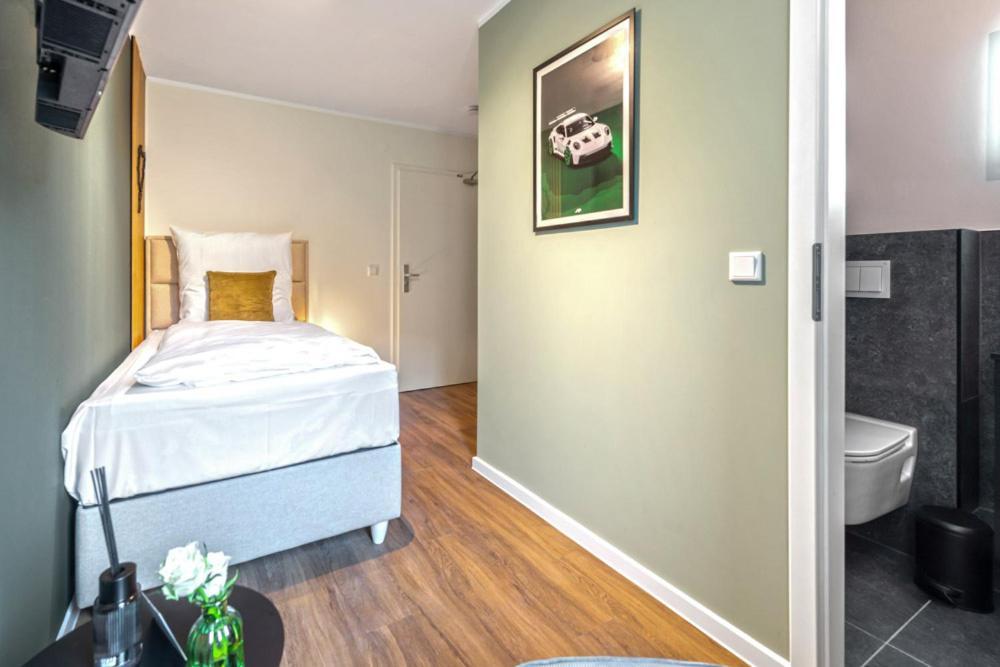 קלברג Hotel Zweite Heimat Nuerburg מראה חיצוני תמונה