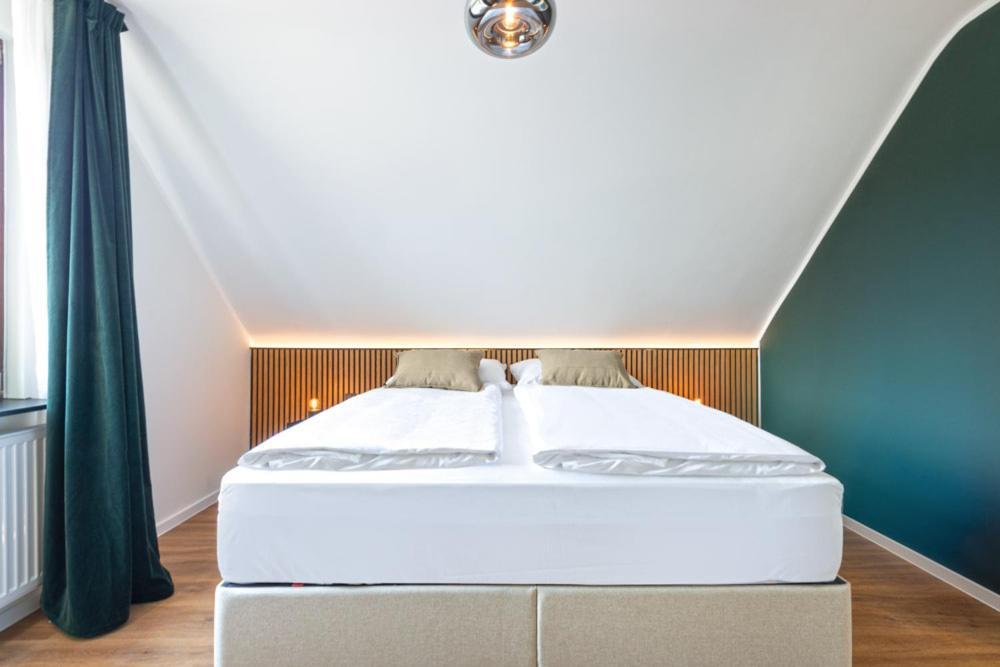 קלברג Hotel Zweite Heimat Nuerburg מראה חיצוני תמונה